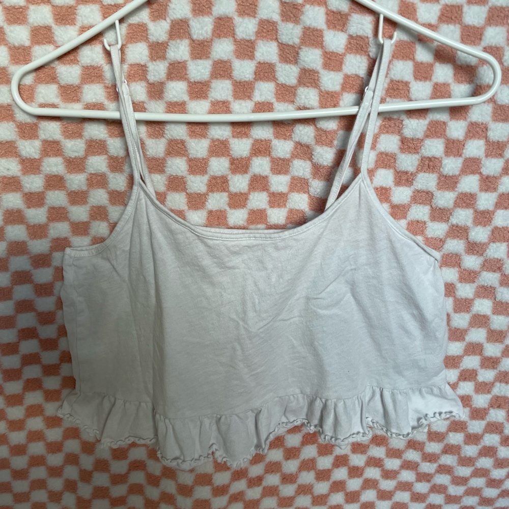 White cropped tank